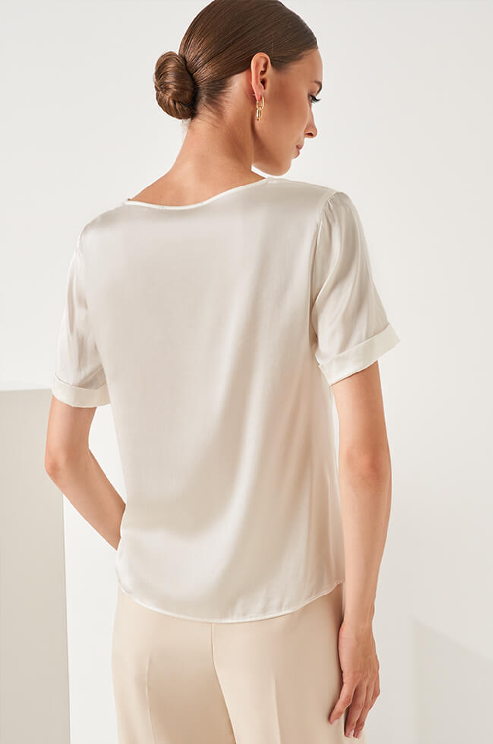 22876 Блузка женская (ванильный)