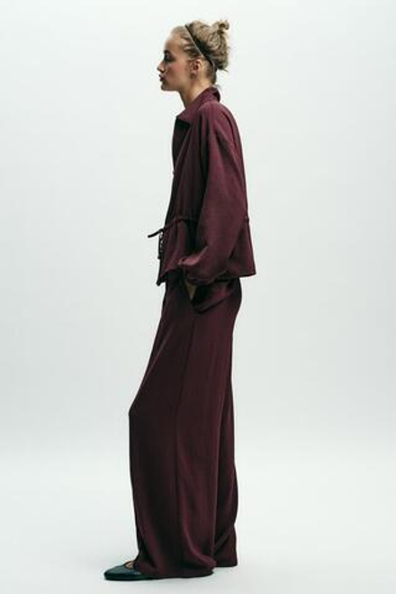 ZARA ШИРОКИЕ БРЮКИ С ДЕКОРАТИВНОЙ СТРОЧКОЙ, БУРГУНДИ