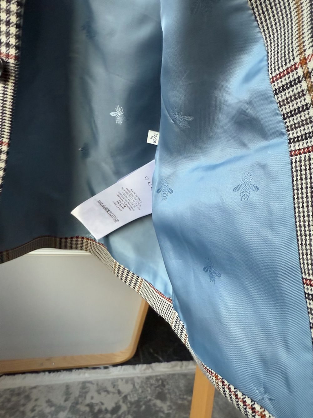 Шерстяной костюм Gucci, 86