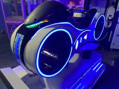 Аттракцион виртуальной реальности Мотогонка