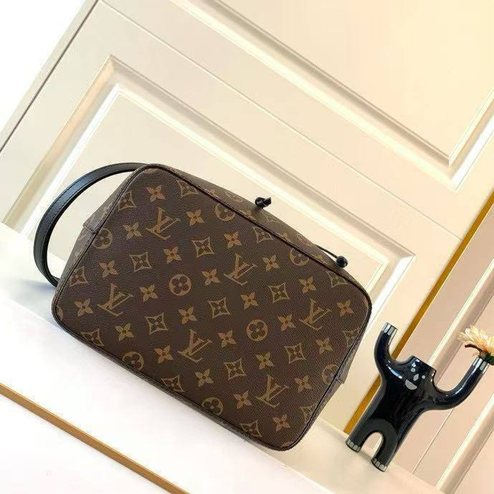Сумка Louis Vuitton