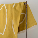 Ковер ручной работы из шерсти и хлопка poetry and steps горчичного цвета, 160х230 см