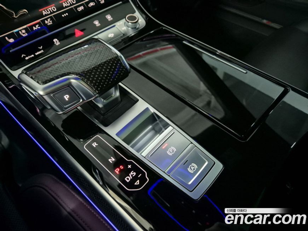 Audi S8 (D5) 4.0 TFSI Quattro LWB (12.2021)