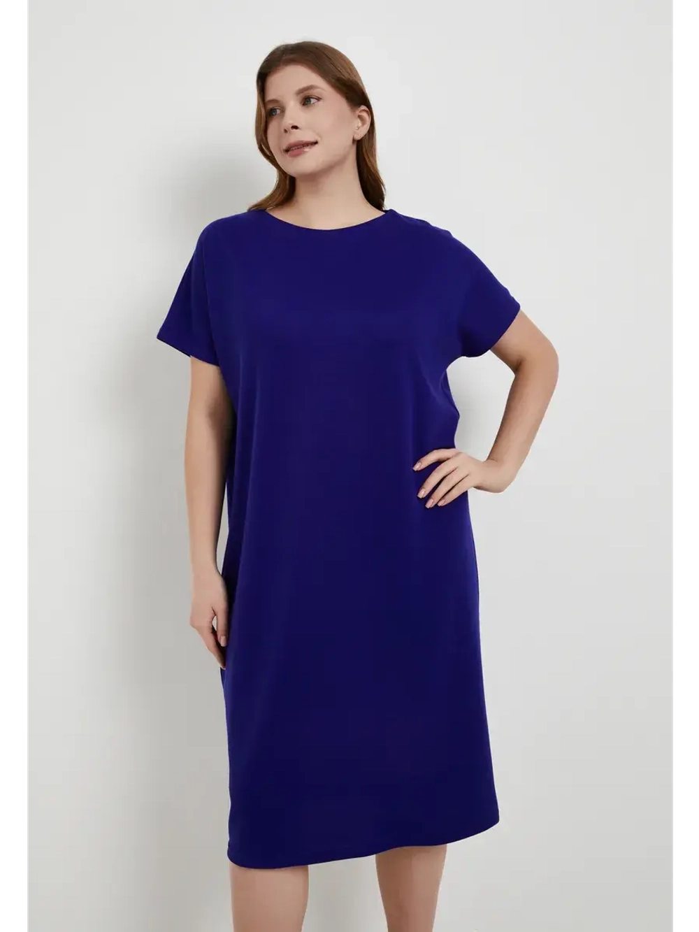 Платье прямое базовое