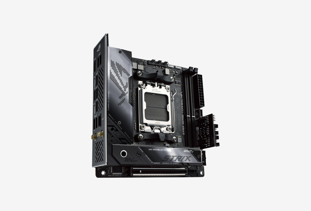 ROG STRIX X670E-I GAMING WIFI_02251003120521