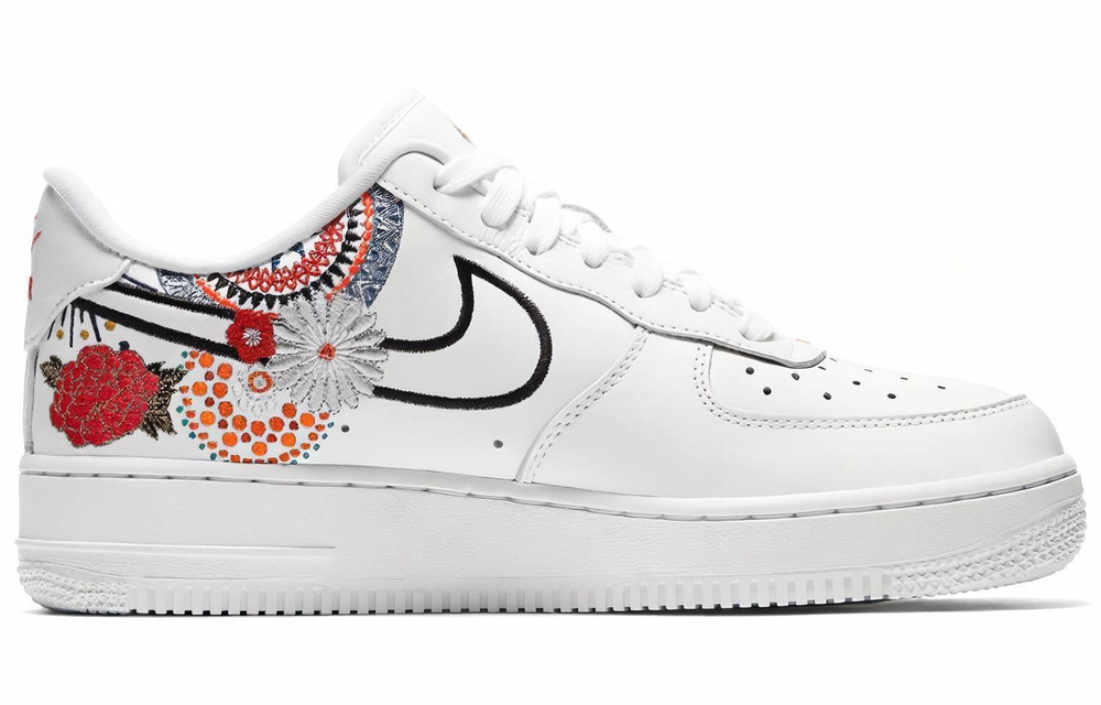 Кроссовки Nike Air Force 1 07 Lny (Женская размерная сетка)