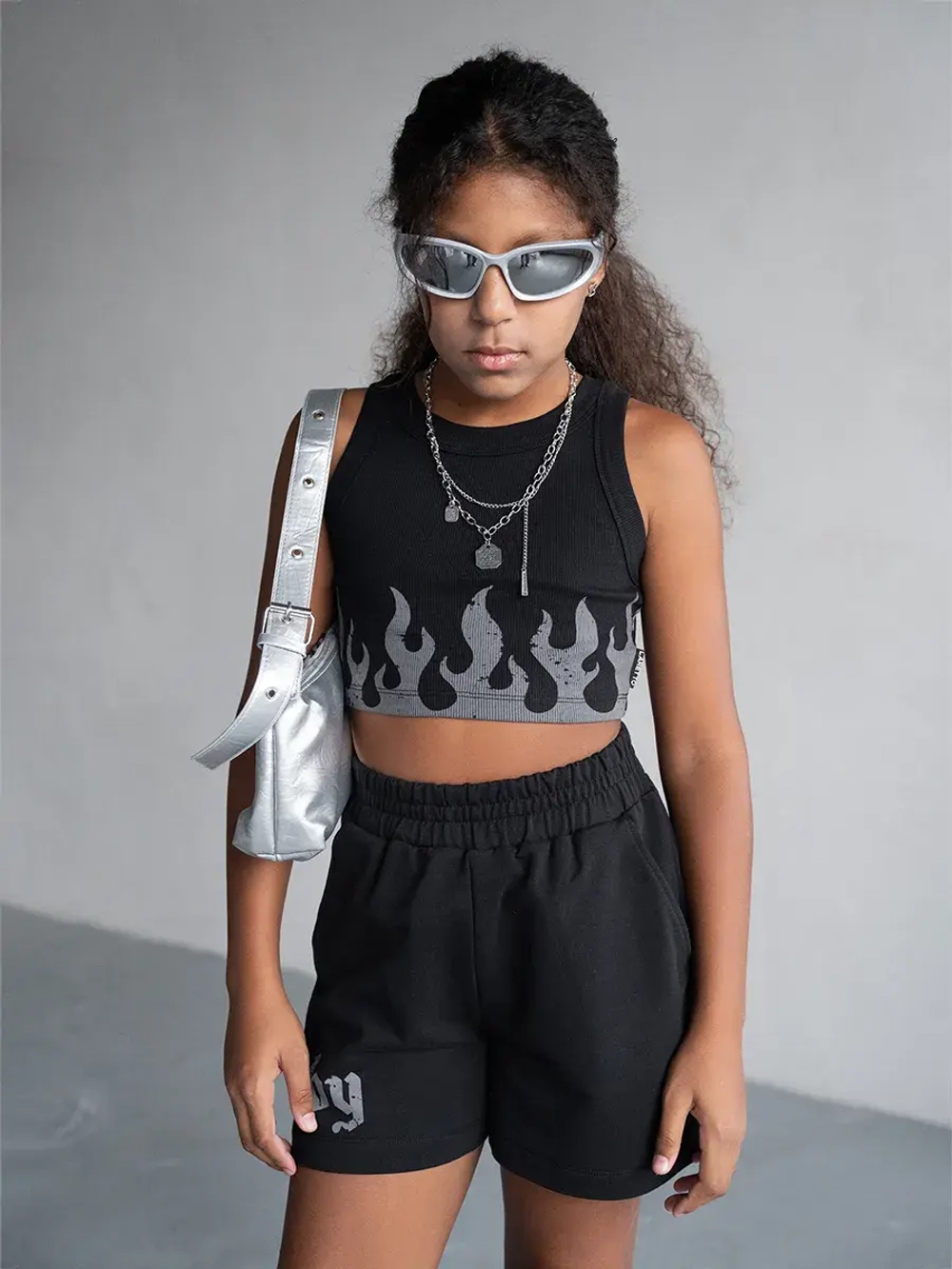 Спортивный костюм для девочки в сад топ и шорты