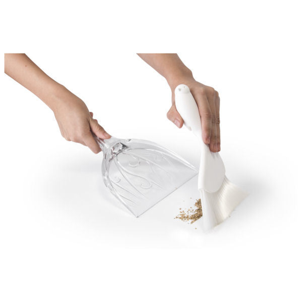 Совок для уборки крошек Sparrow прозрачно-белый Qualy