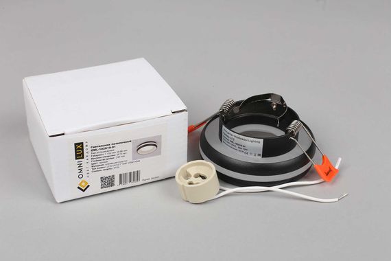 Встраиваемый потолочный светильник Omnilux Genova OML-102819-01