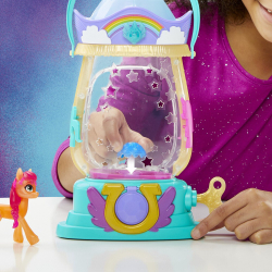 My Little Pony - Волшебный Фонарь Пони Санни СтарСкаут / артикул   F3329  / GTIN 5010993956807