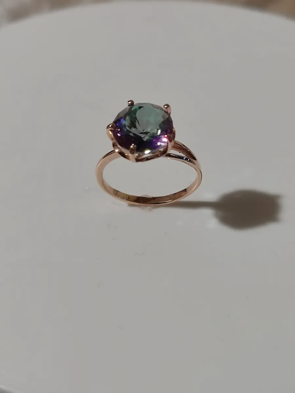 Кольцо бижутерное с кварцем мистик