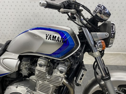 Yamaha XJR1300, 2004