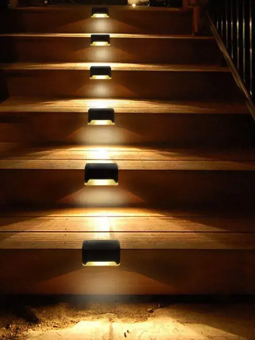 Светильник на солнечной батарее уличный / фонарики садовые на солнечных батареях 16 шт, цвет черный, Conflate