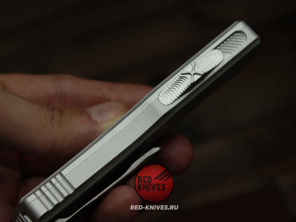 Нож Microtech HERA 2 D/E - светлая рукоять, клинок стоунвош МТ24