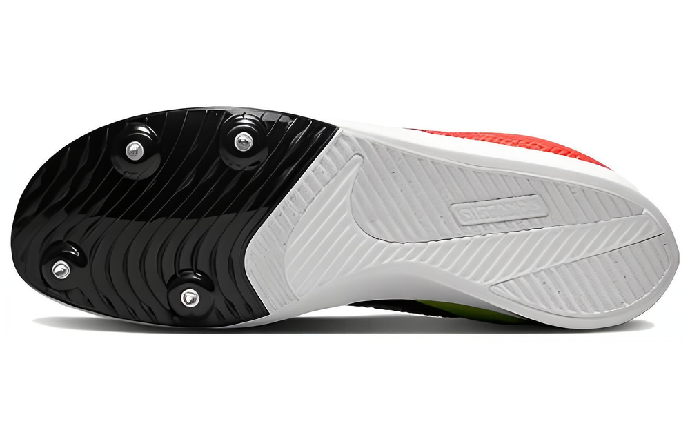 Nike Distance D11 Hyper Sneakers