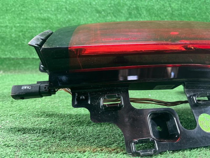 Фонарь левый внешний Cadillac XT6 (2019-н.в.)