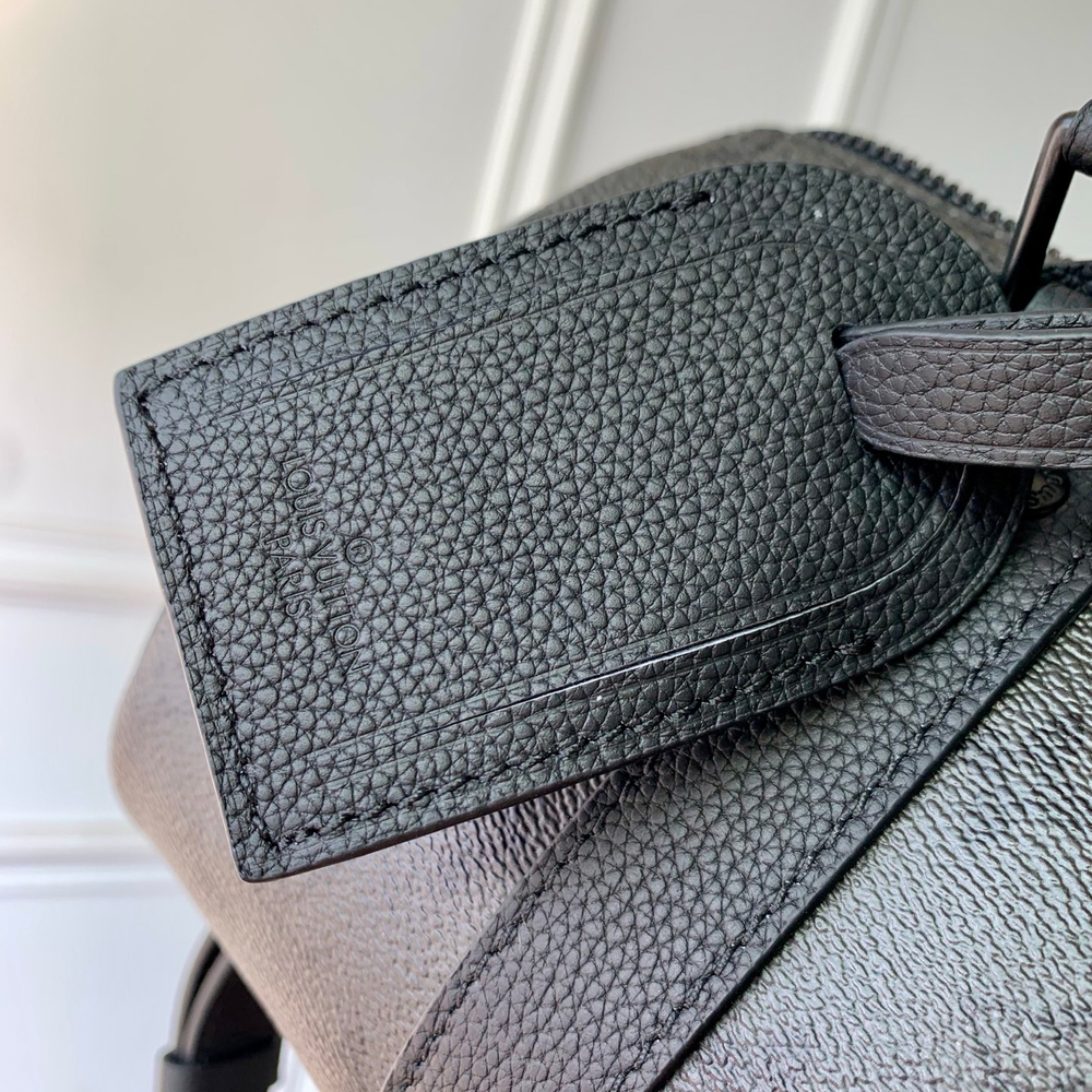 Louis Vuitton Keepall Bandouliere 25