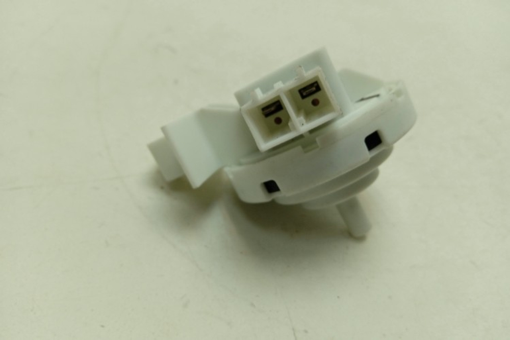 WMS67106AWD2 кт142 Датчик уровня воды для стиральной машины Leran 2141451 б/у