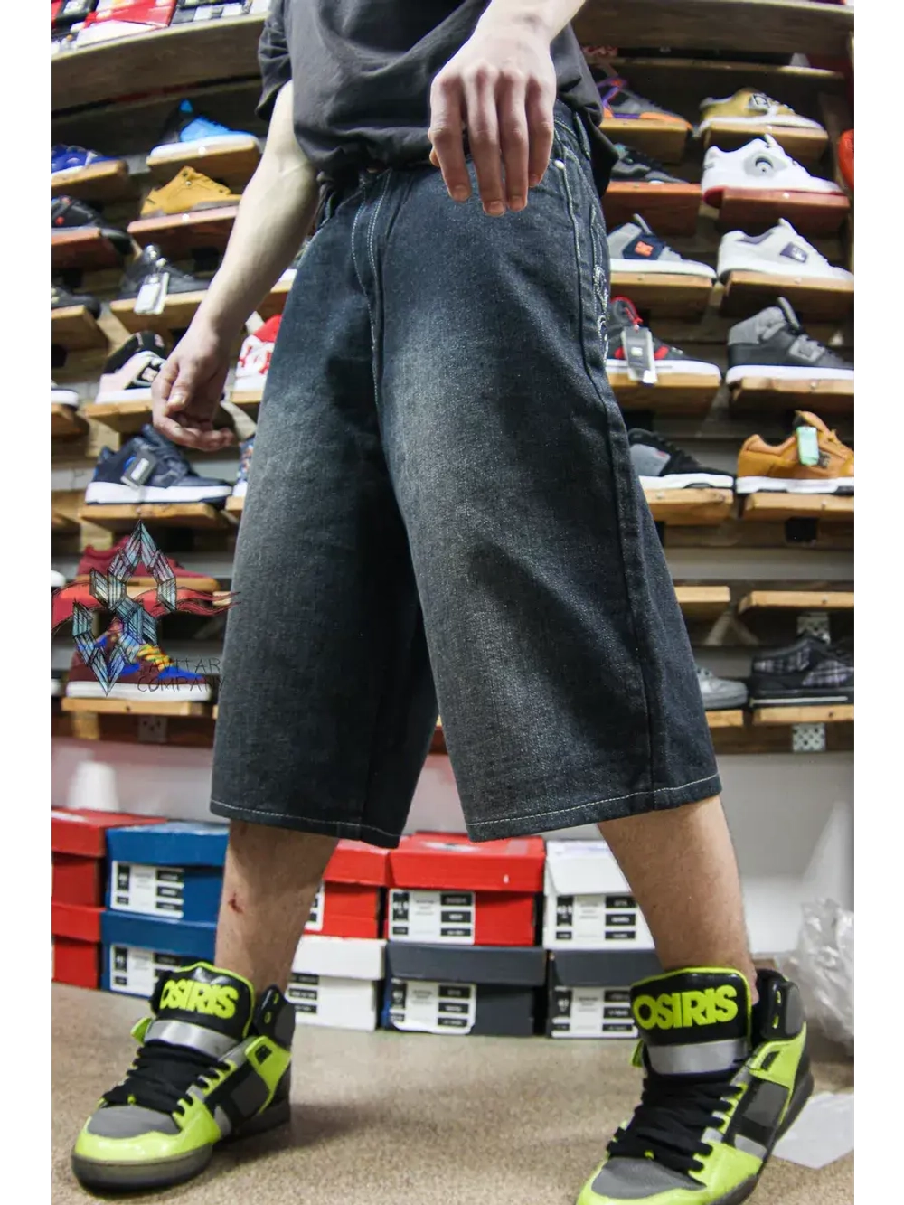 Шорты прямые широкие трубы от Savitar Shoes Company