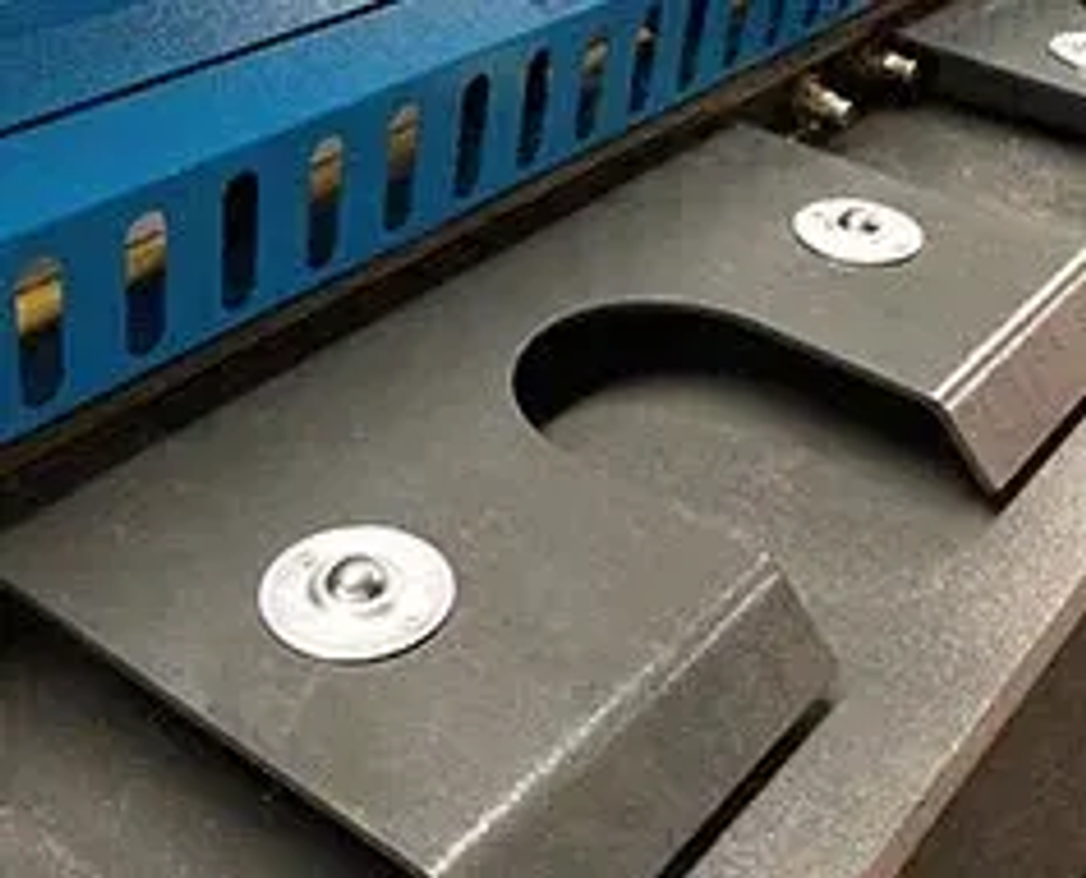 Гидравлическая гильотина SB 12/3200