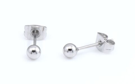 Серьги из стали