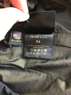 Куртка Moorer стильное, визуально на 54 размер