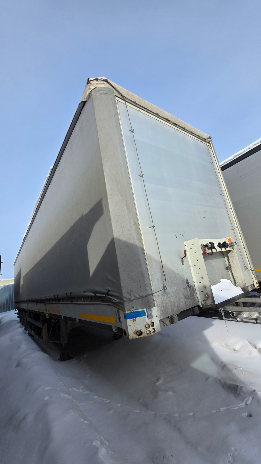Туймазинский завод автобетоновозов 5885* Полуприцеп шторный 588516