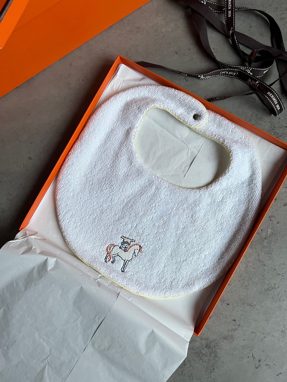 Новый нагрудник Hermes