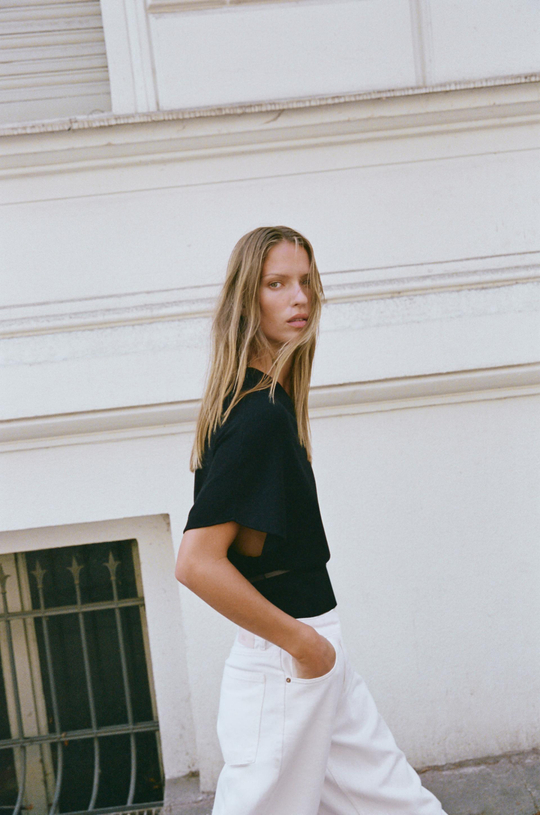 ZARA ТРИКОТАЖНЫЙ ТОП С ПОЯСОМ, ЧЕРНЫЙ