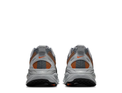 Кроссовки для бега мужские Nike Vomero 18 M Серо-Оранжевые