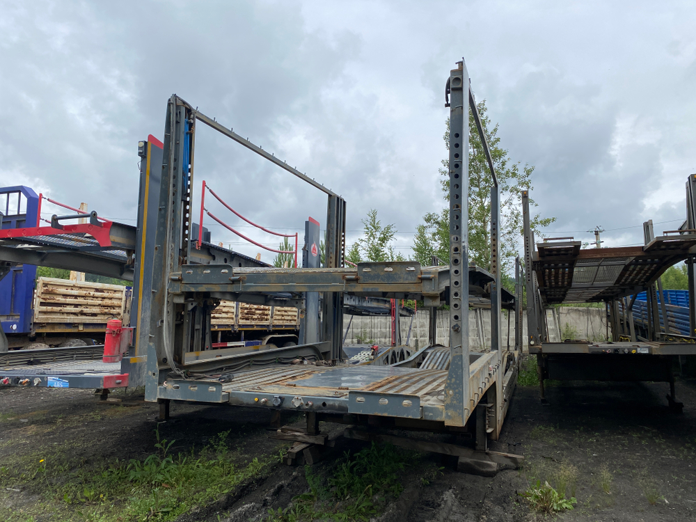 LU FENG TXC9* Полуприцеп автовоз TXC92502TDP