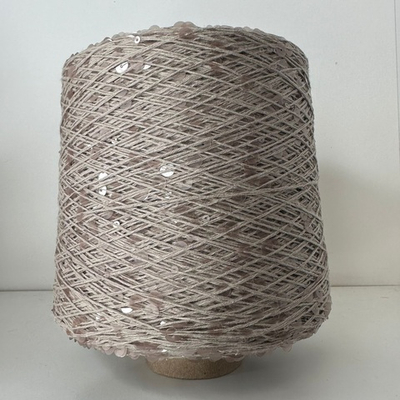 GLAMOUR; 100% хлопок, пайетки 3 мм и 6 мм; 240м/100гр; цвет: бежевый с полу-прозрачными бежевыми пайетками