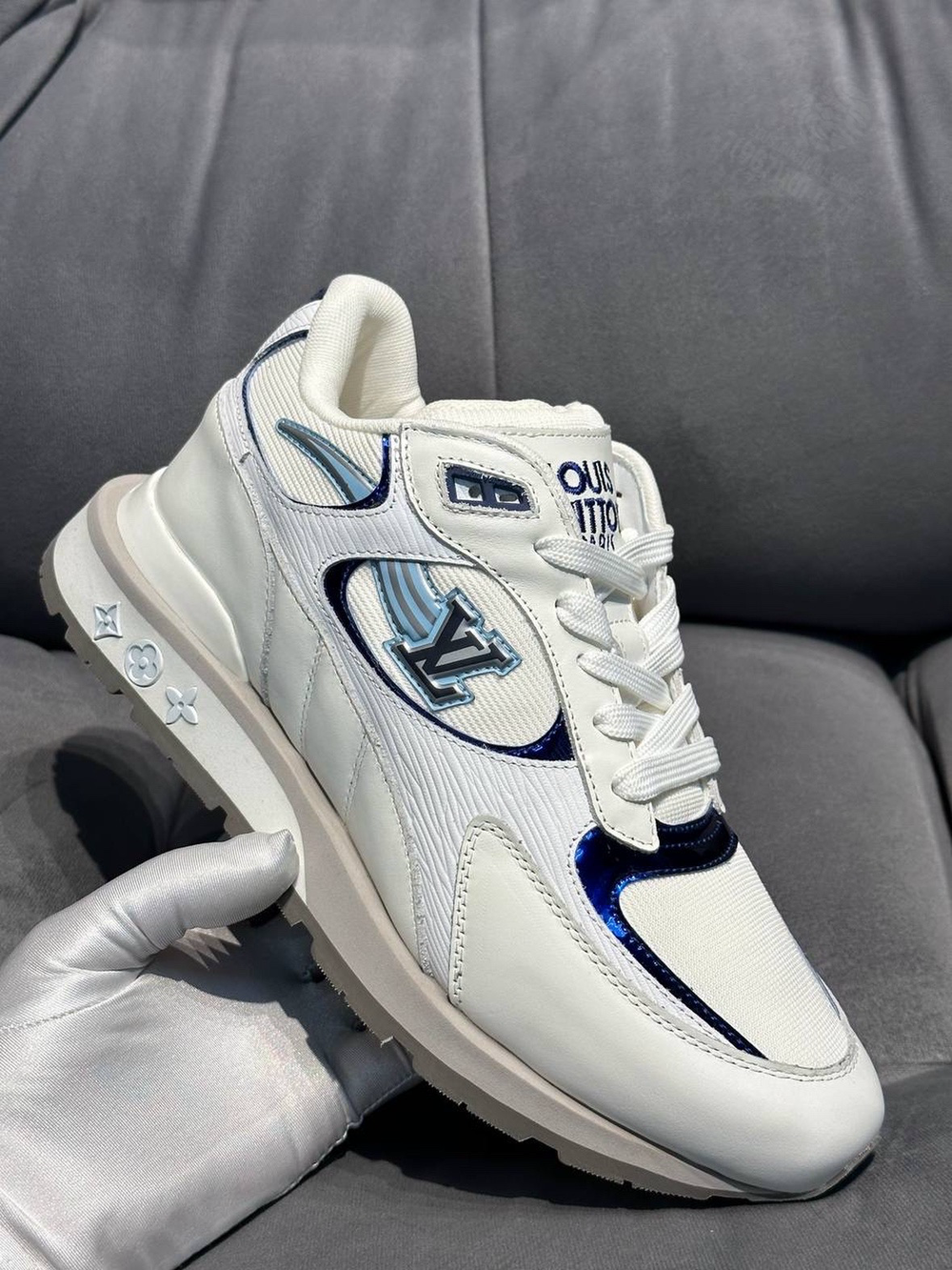 Кроссовки Louis Vuitton Run Away