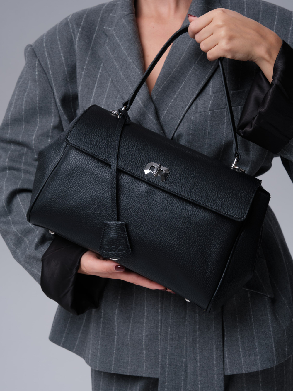 Кожаная сумка Nadi DBR 31356 черный