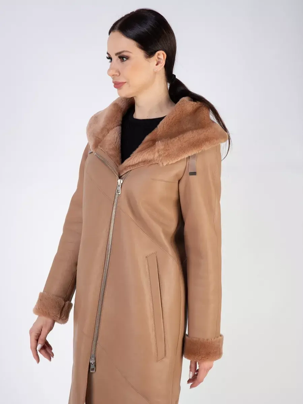 Дубленка зима натуральная удлиненная с капюшоном