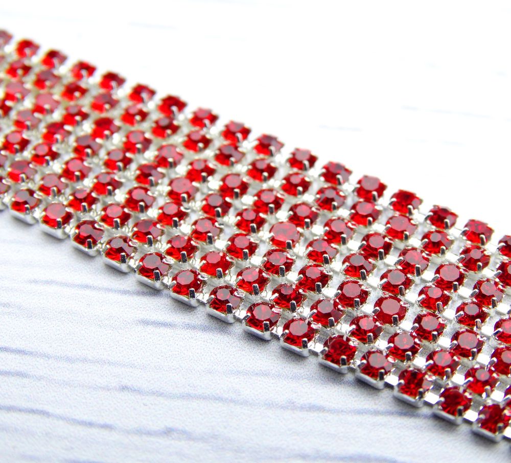 ЦС007СЦ2 Стразовые цепочки (серебро), цвет: красный, размер: 2 мм, 70 см/упак.