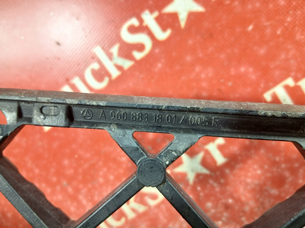 Ступенька подножки обслуживания правая