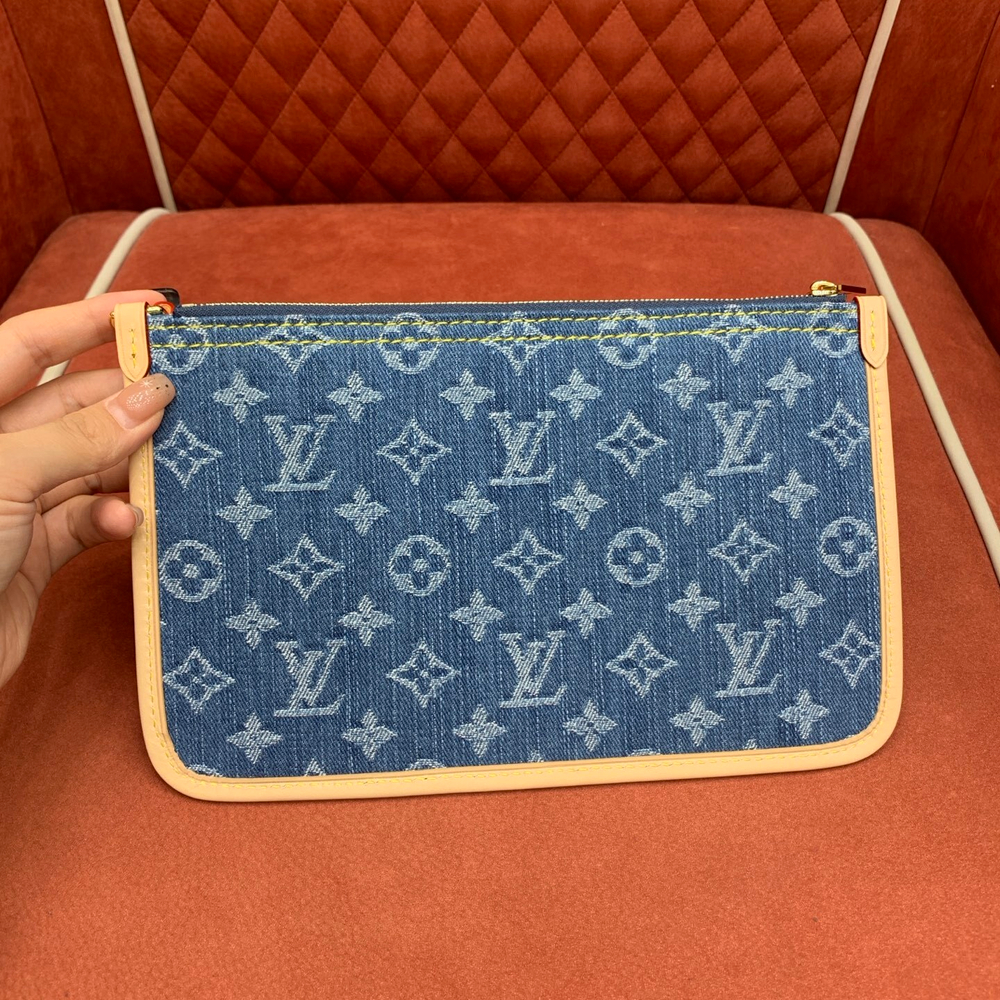 Louis Vuitton Neverfull MM