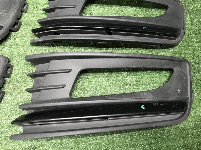 Накладка ПТФ левая VW Polo sedan 5 (2015-2020)