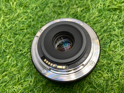 Canon EF-S 24mm 2.8 STM