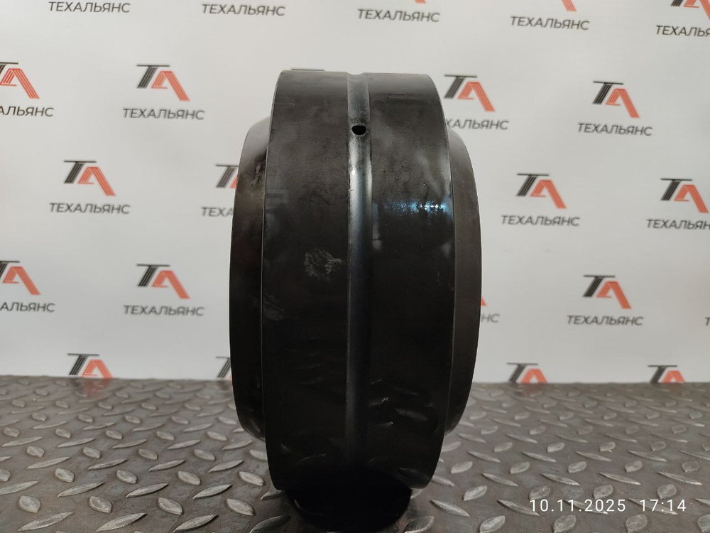 Втулка 707-46-14010