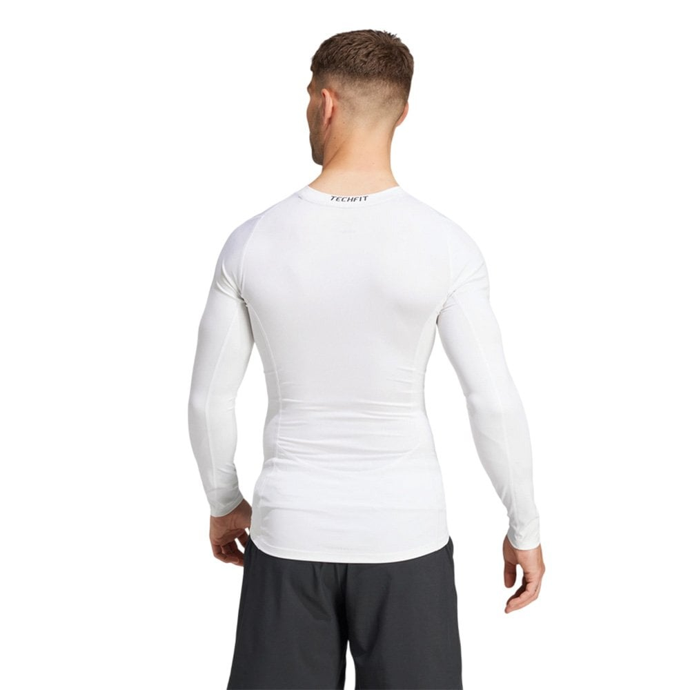 Баскетбольная мужская футболка adidas Techfit Training Long Sleeve Tee