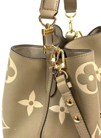 Сумка Louis Vuitton Neonoe MM серо-бежевый