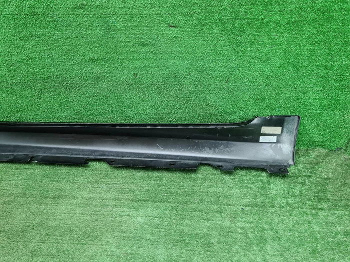 Накладка порога правая BMW 7er G12 (15-22) M-paket