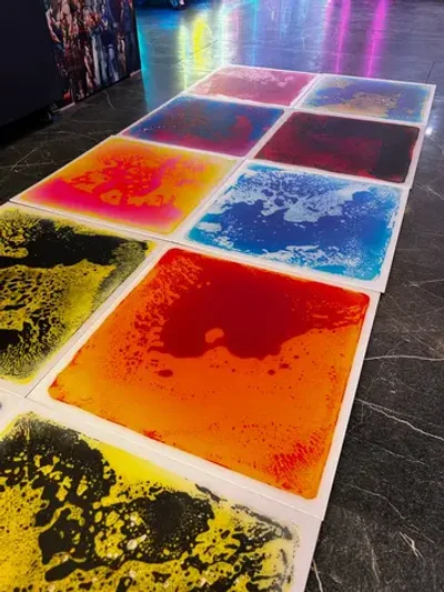 Плитка "Живой пол Клякса"