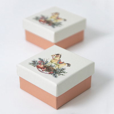 Футляр картонный "Новогодняя. Лошадка №2", 60х60х34 мм