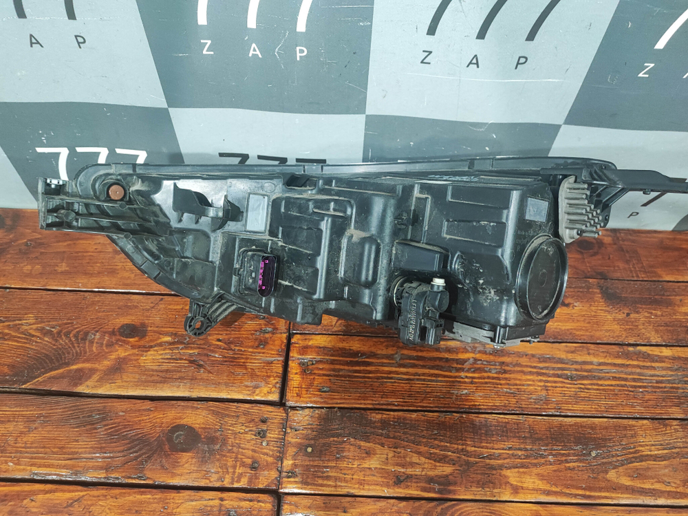 Фара правая LED Chery Tiggo 8 Pro 21-нв Б/У Оригинал 605000235AA