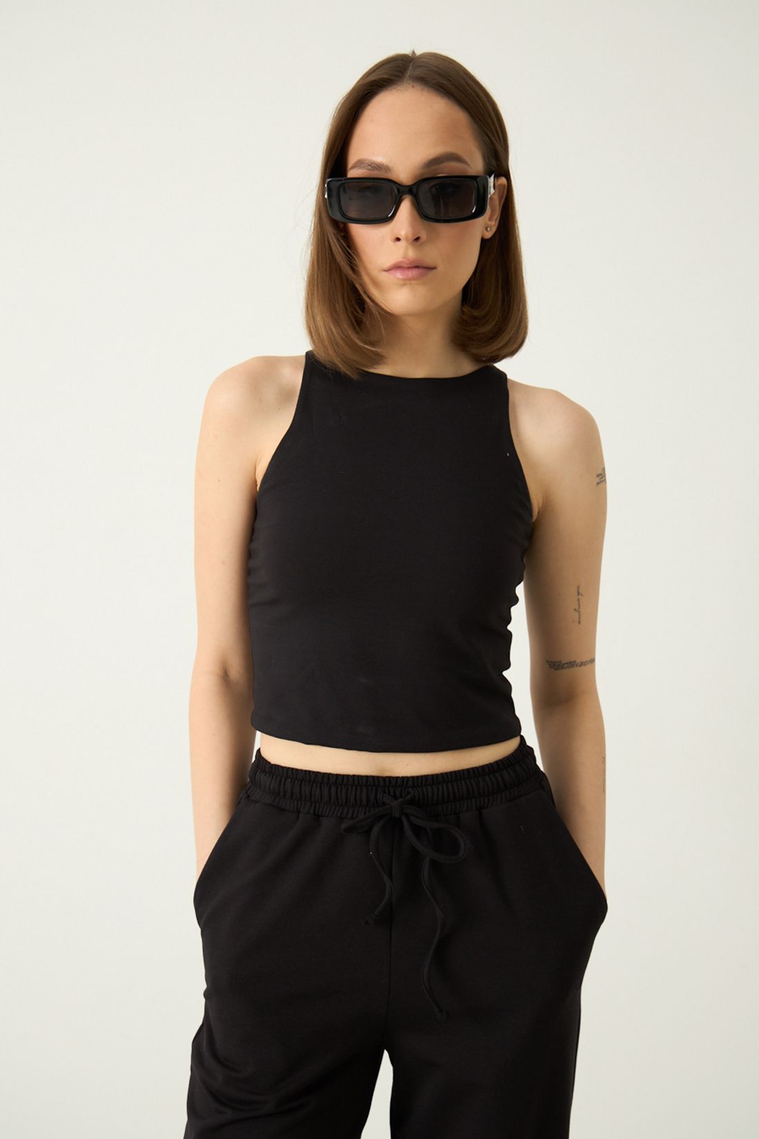 Джемпер R5017 черный / 42