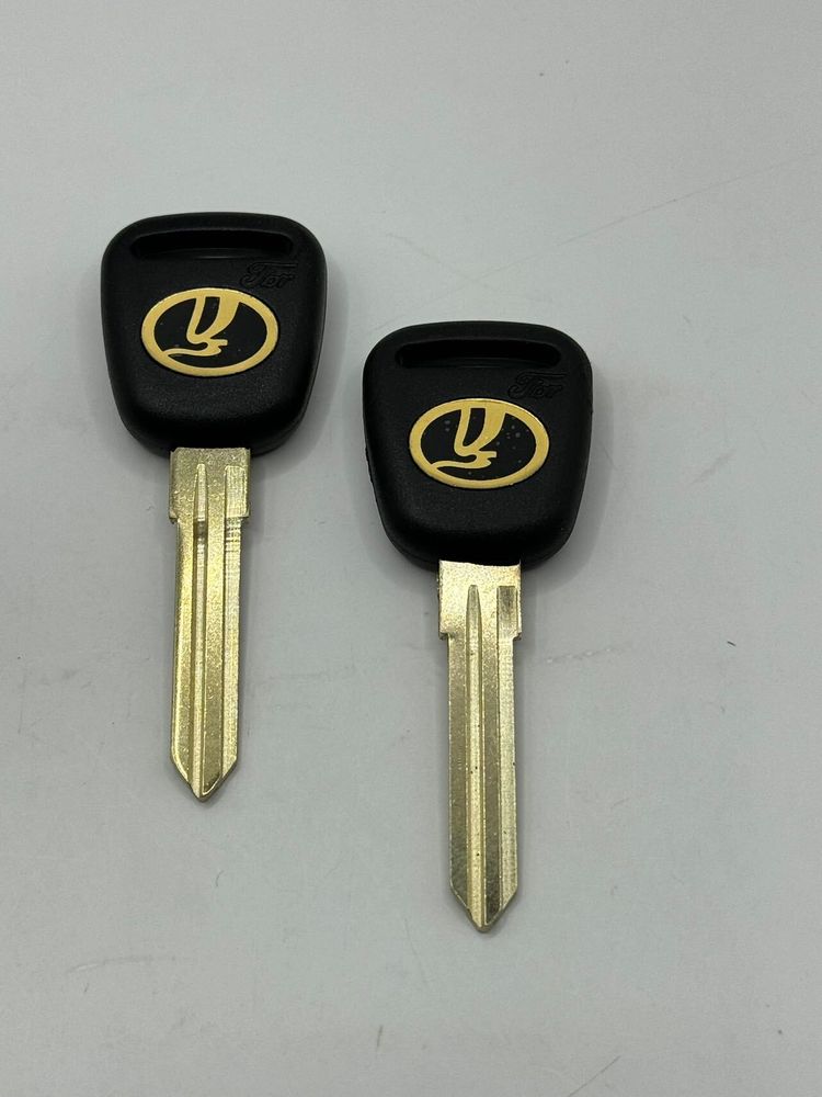 Заготовка автомобильного ключа LA2P_LADA лого золото 14534