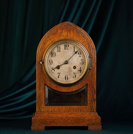 Винтажные настольные часы